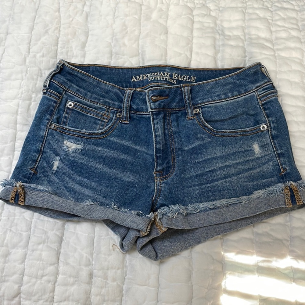 FINAL SALE❤️ American Eagle• super stretch X jean shorts